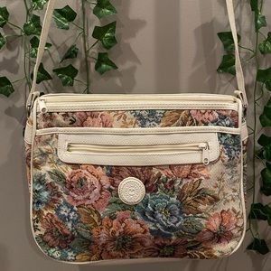 Vintage Mitzi Lorenz embroidered crossbody bag 🤎 (160)